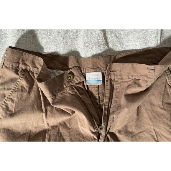 Columbia Shorts Mens Size 38 Cotton Cargo Hiking Khaki Tan Walking Outdoors - Picture 5 of 6